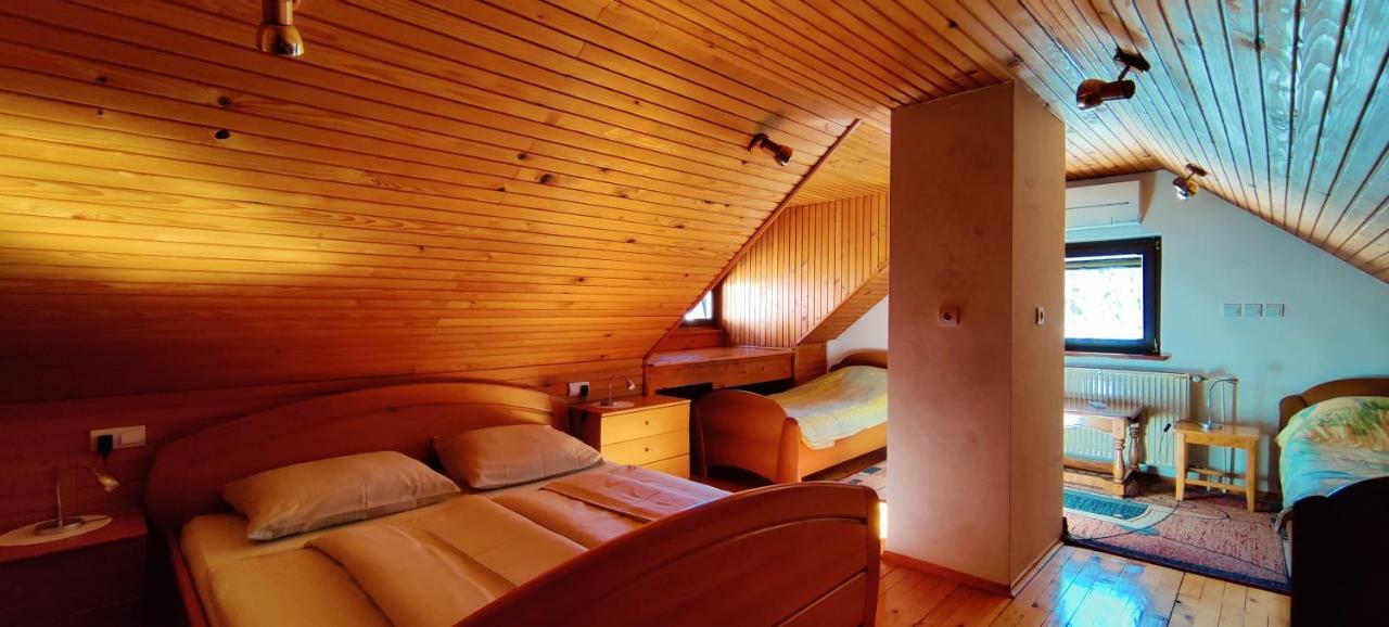 Guesthouse Pri Zalogarju ゴレンスカ地方 エクステリア 写真