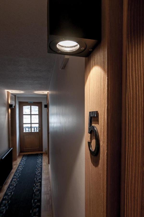 Guesthouse Pri Zalogarju ゴレンスカ地方 エクステリア 写真