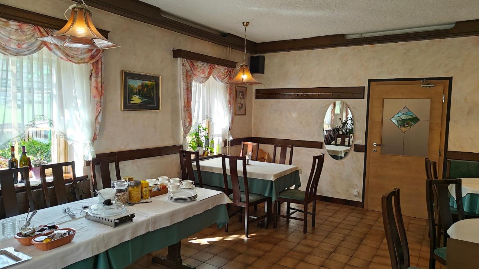 Guesthouse Pri Zalogarju ゴレンスカ地方 エクステリア 写真