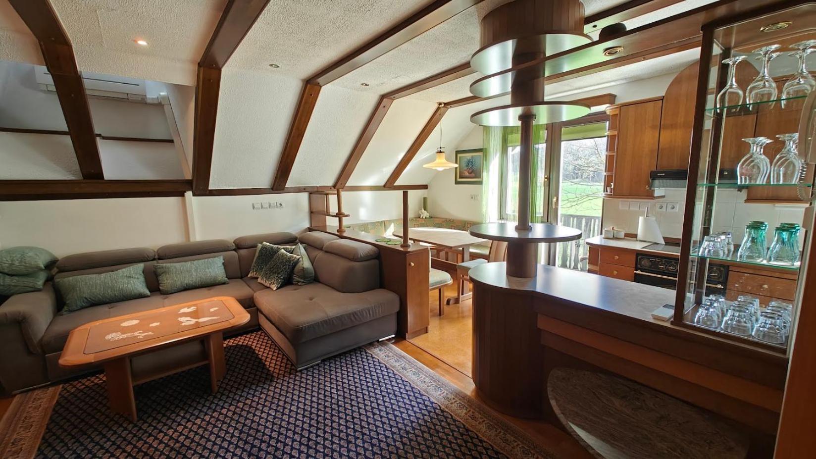 Guesthouse Pri Zalogarju ゴレンスカ地方 エクステリア 写真